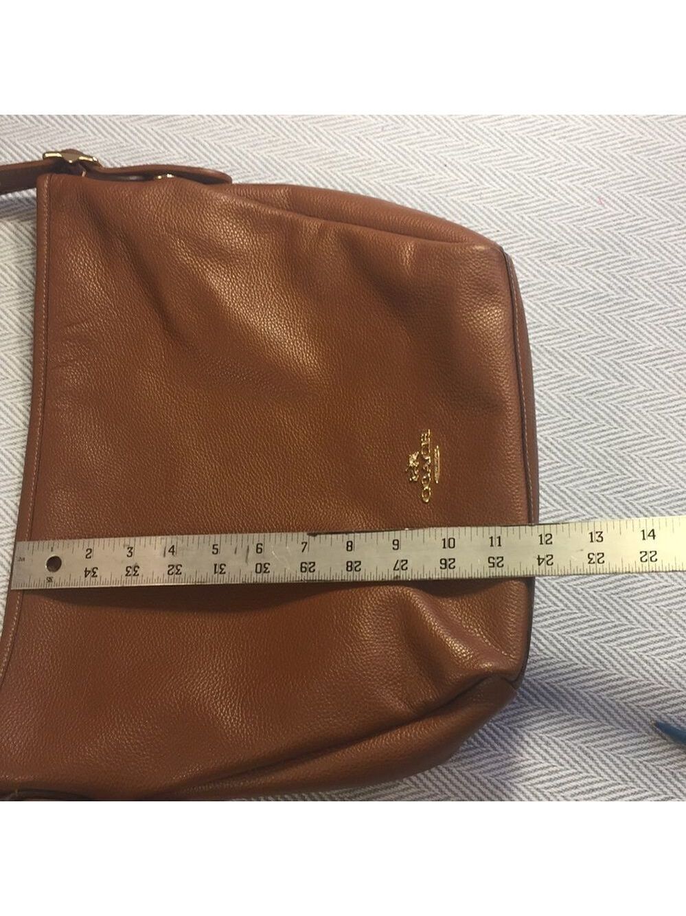 Coach Classic Shoulder BAG with Dust Bag, Brown Pebbled leather Adjustable strap - Picture 8 of 16